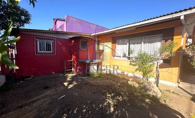 Casa esquina con local comercial en Villa Dulce Ampliación