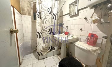 Casa esquina con local comercial en Villa Dulce Ampliación