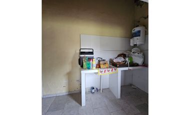 CASA EN GENERAL LAVALLE