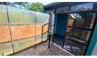 Venta. Casa 5 amb. Barrio Sta. Elena. Mar Chiquita. Cel. 223542----