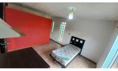 Venta. Casa 5 amb. Barrio Sta. Elena. Mar Chiquita. Cel. 223542----