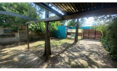 Venta. Casa 5 amb. Barrio Sta. Elena. Mar Chiquita. Cel. 223542----