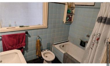 CHALET 5 AMBIENTES A RECICLAR SAN JOSE