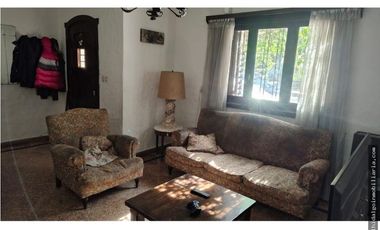 CHALET 5 AMBIENTES A RECICLAR SAN JOSE