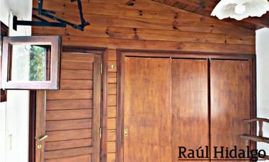 CASA CON PARQUE A 400 METROS DEL MAR EN LA CALETA