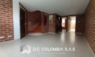 VENTA DE CASA EN FUNZA - CONJUNTO RESIDENCIAL VILLA MARY