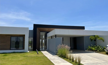 Casa campestre en condominio para la venta en Cerritos, Pereira!!!