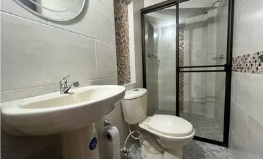 SE ARRIENDA CASA EN RODEO ALTO