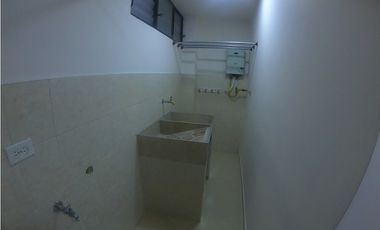 Alquilo apartamento en las Cabañas, Bello, piso 3