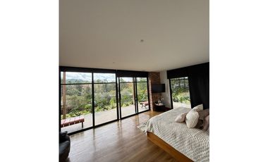 Casa en Arriendo Loma del Escobero Envigado