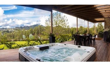 Casa en Arriendo Loma del Escobero Envigado