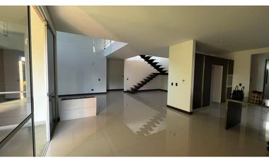 Casa en Arriendo Loma del Escobero Envigado