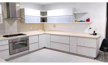 Apartamento con vista Frontal a Playa Salguero - 005R