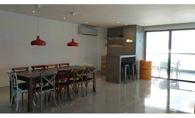 Apartamento con vista Frontal a Playa Salguero - 005R