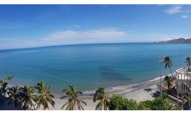 Apartamento con vista Frontal a Playa Salguero - 005R