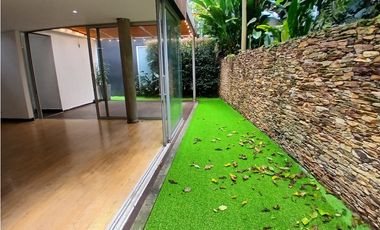 Casa en Arriendo Loma del Escobero Envigado