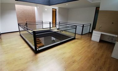 Casa en Arriendo Loma del Escobero Envigado