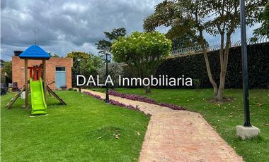 SE VENDE CASA  EN CAJICA, SETOR CALAHORRA, INMOBILIARIAS CAJIC