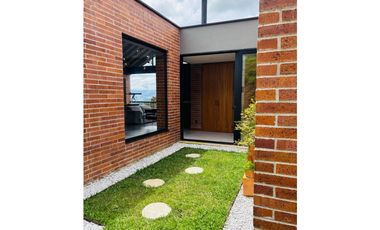 Casa campestre en Guarne vereda la clara