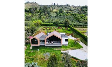 Casa campestre en Guarne vereda la clara