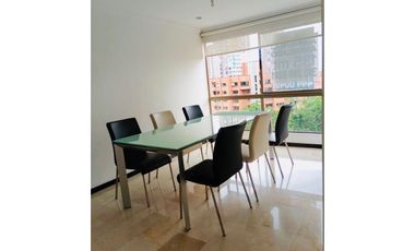 Aparta-oficina en Arriendo en El Poblado