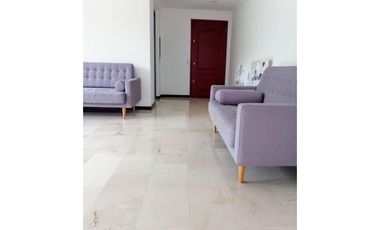 Aparta-oficina en Arriendo en El Poblado