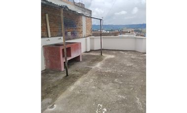 SE ARRIENDA LOCAL COMERCIAL INCLUIDO APARTAMENTO CENTRAL