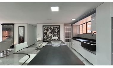 Exclusivo apartamento frente al CC Santa fé para la renta amoblada