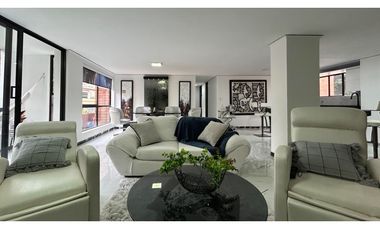 Exclusivo apartamento frente al CC Santa fé para la renta amoblada