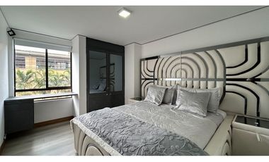 Exclusivo apartamento frente al CC Santa fé para la renta amoblada