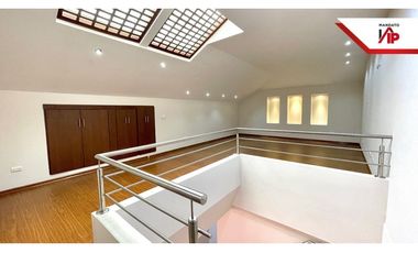 ESPACIOSO DUPLEX EN VENTA CON VISTA AL RO EN CDLA DE INGENIEROS