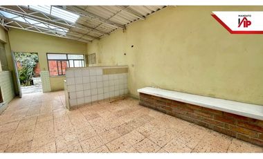 AMPLIO TERRENO EN VENTA IDEAL PARA NEGOCIO O VIVIENDA EN CRISTO REY