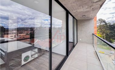 CONFORTABLE SUITE EN RENTA AMOBLADA SECTOR HOSPITAL DEL RIO CUENCA