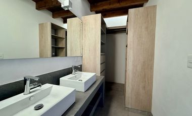 Estrene en el Poblado de Ahuatepec