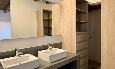 Estrene en el Poblado de Ahuatepec