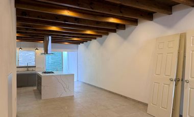 Estrene en el Poblado de Ahuatepec