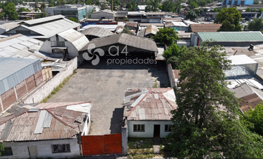 Gran Oportunidad como Inversión, Galpón con 2 Casas