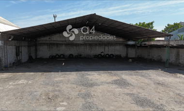 Gran Oportunidad como Inversión, Galpón con 2 Casas