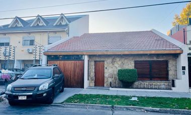 CASA VENTA VILLA BALLESTER 7 AMB. 2 CH PILETA