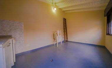 CASA VENTA VILLA BALLESTER 7 AMB. 2 CH PILETA