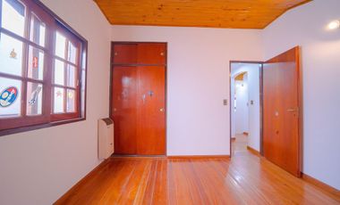 CASA VENTA VILLA BALLESTER 7 AMB. 2 CH PILETA