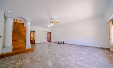 CASA VENTA VILLA BALLESTER 7 AMB. 2 CH PILETA