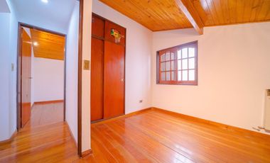 CASA VENTA VILLA BALLESTER 7 AMB. 2 CH PILETA