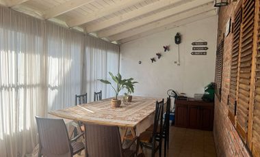 CASA 4 AMBIENTES ALQUILER RAMOS MEJIA QUINCHO