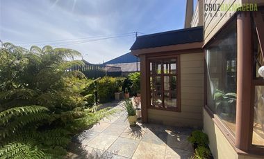 Casa en Venta en A pasos de Av. Pdte Ibañez