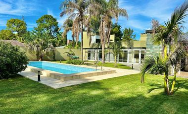 SE VENDE CASA EN LA TATENGUITA