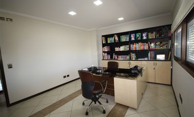 Oficina en Venta en Blvd Aeropuerto// Núcleo Empresarial ENEA // Rio Refugio