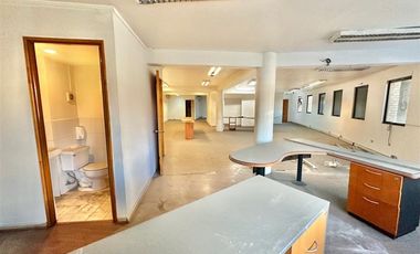 Local Comercial en Venta en Providencia esquina Sta. Beatriz