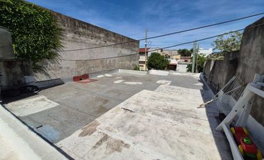 Casa 3 ambientes en venta en Sarandi Oportunidad