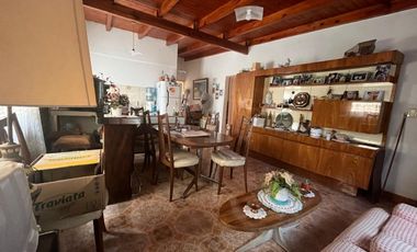 CASA 3 AMBIENTES EN ALQUILER, ZONA CENTRO